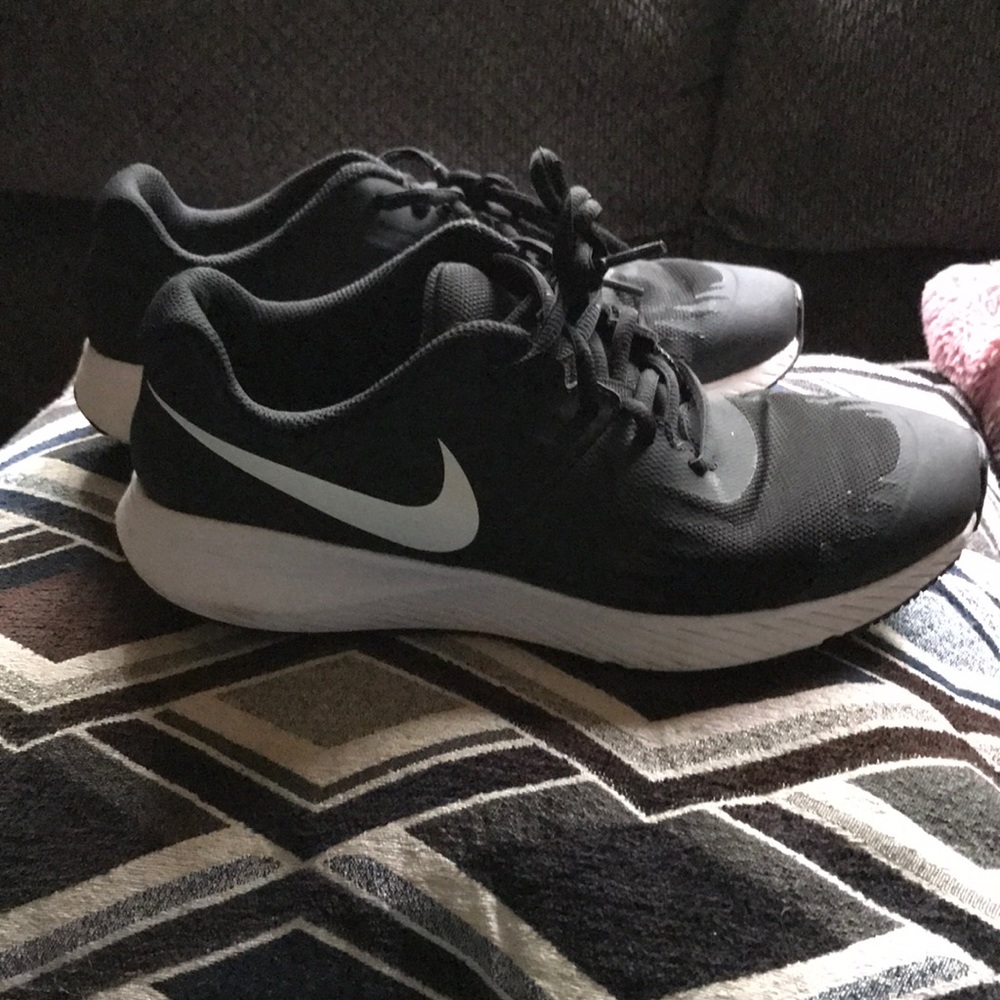 Nike runners size 7y , equivalent to a women’s 8